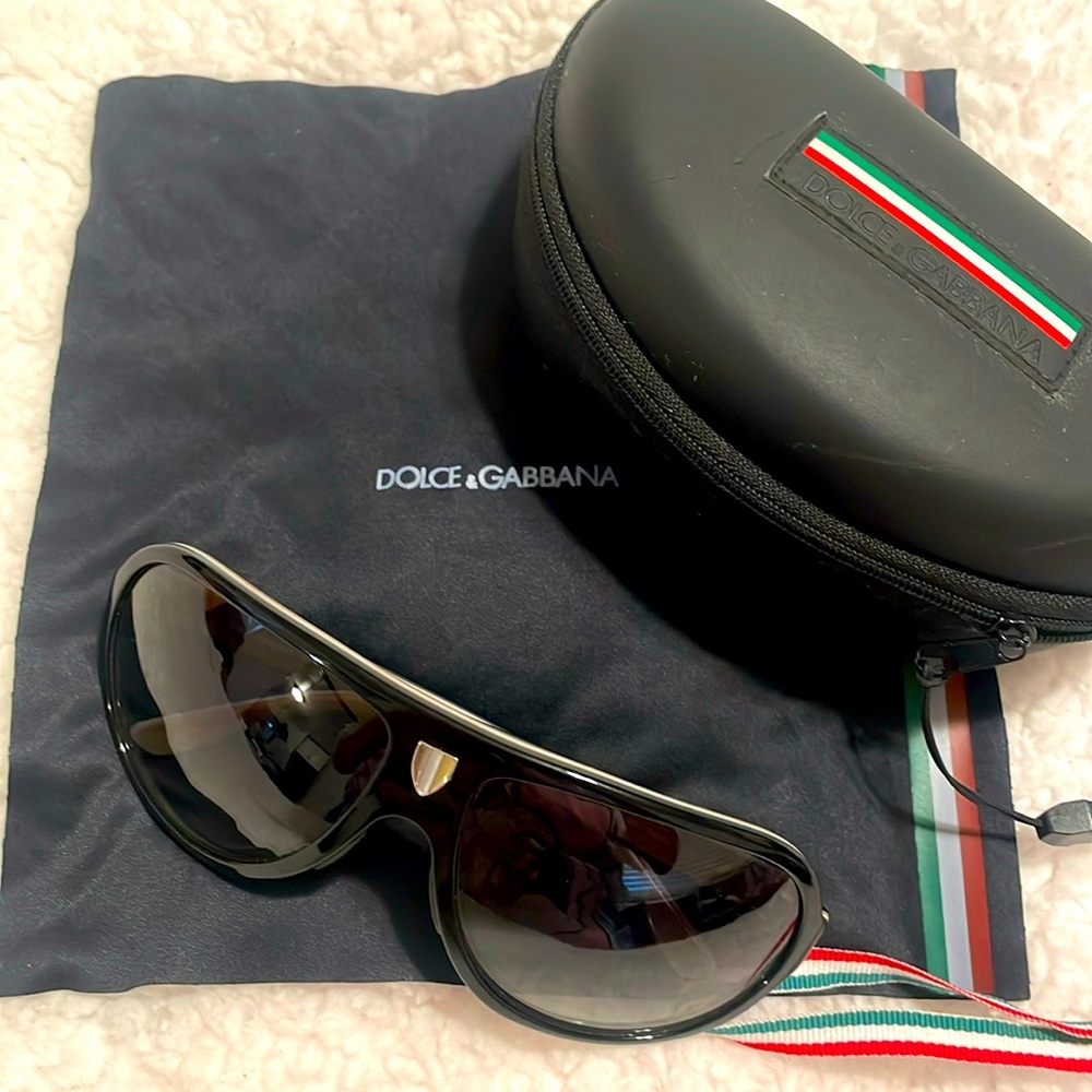 DOLCE & GABBANA SUNGLASSES